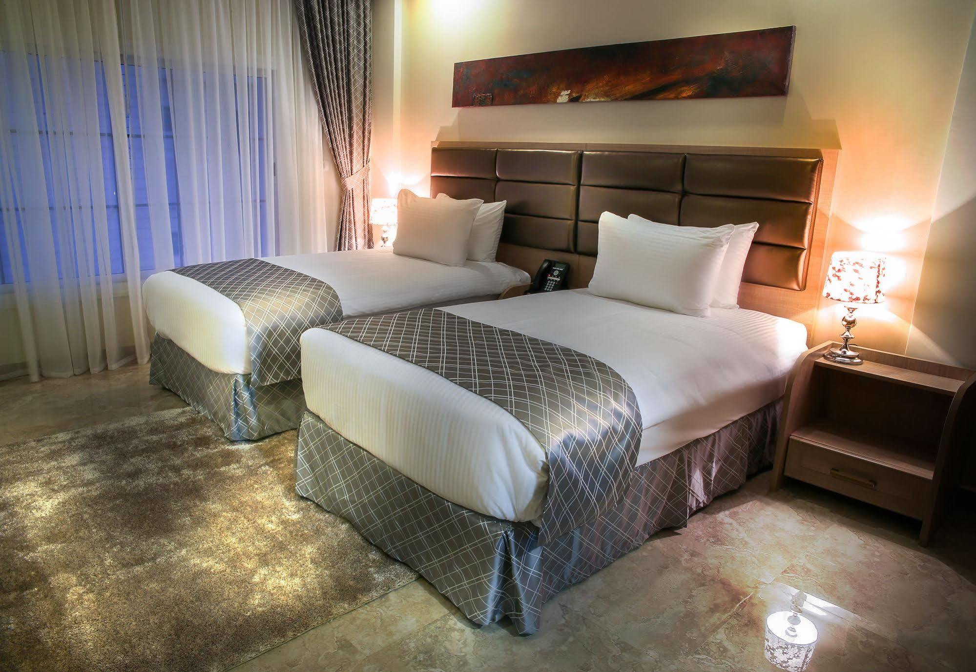 כוויית Adams Hotel מראה חיצוני תמונה